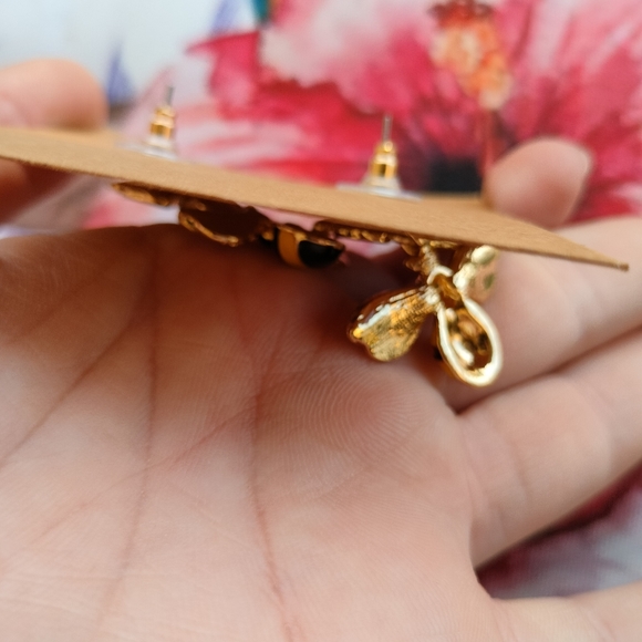 Avangarde Bee Cubic Zirconia Earrings - Picture 9 of 13